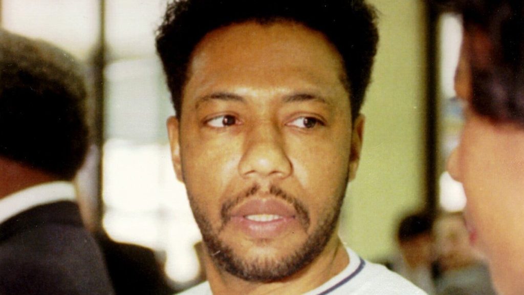 Former Chicago gang leader asks Pritzker for clemency following Trump pardon