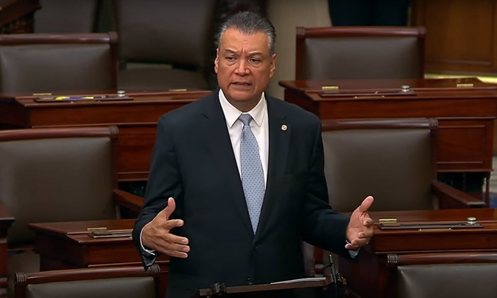 Sen. Alex Padilla lashes out at Trump administration on floor of Senate – San Bernardino Sun