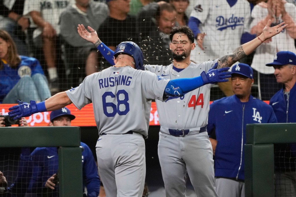 Kiké Hernandez stays hot in Dodgers’ victory over Mariners – San Bernardino Sun