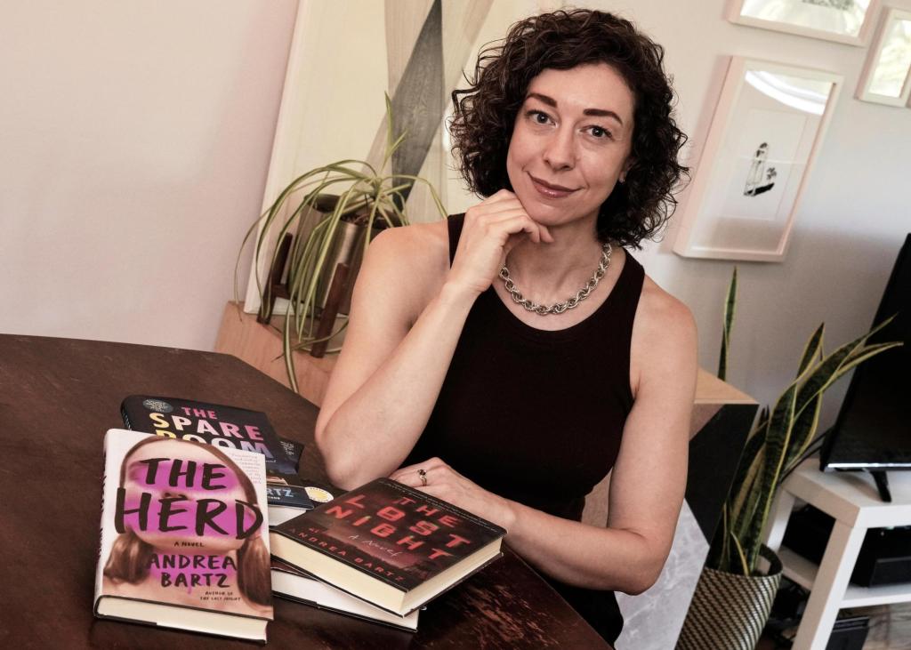 Judge approves $1.5 billion settlement between Anthropic, authors