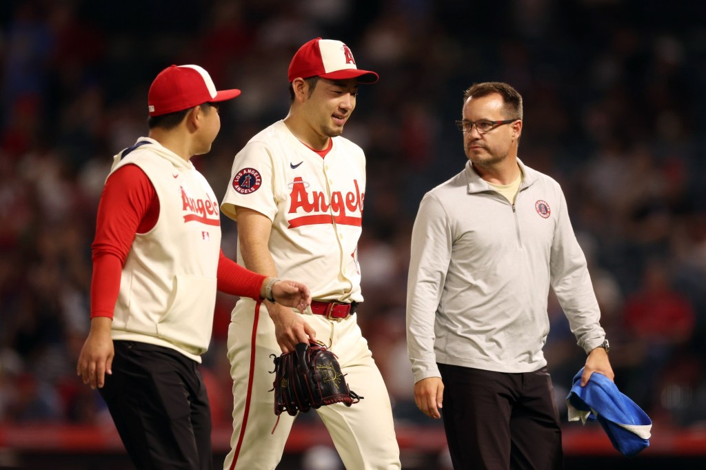 Angels’ Yusei Kikuchi leaves with finger cramp in victory over Royals – San Bernardino Sun