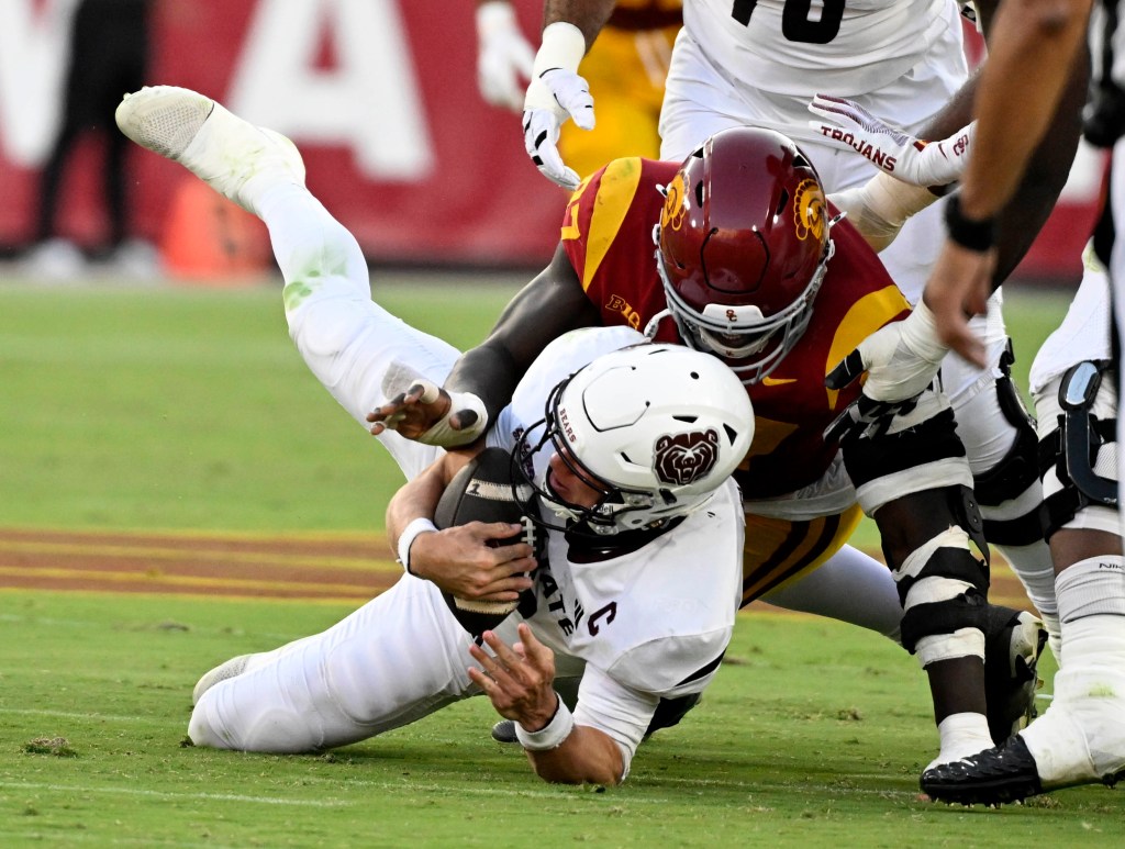 USC’s pass rush is among best in the nation, and it’s ready for more – San Bernardino Sun