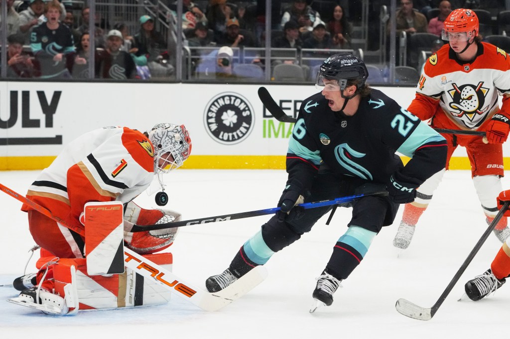 Ducks look to tighten defense in home opener against Penguins – San Bernardino Sun