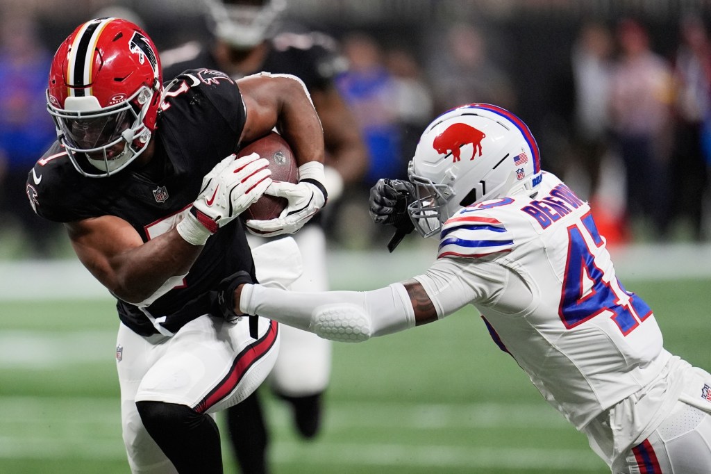 Bijan Robinson fuels Falcons’ upset of Bills – San Bernardino Sun