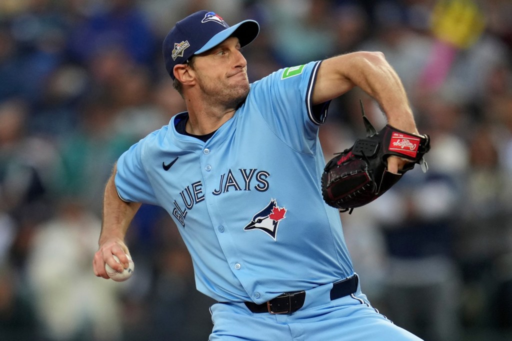 Max Scherzer, Blue Jays crush Mariners in Game 4 to even series – San Bernardino Sun
