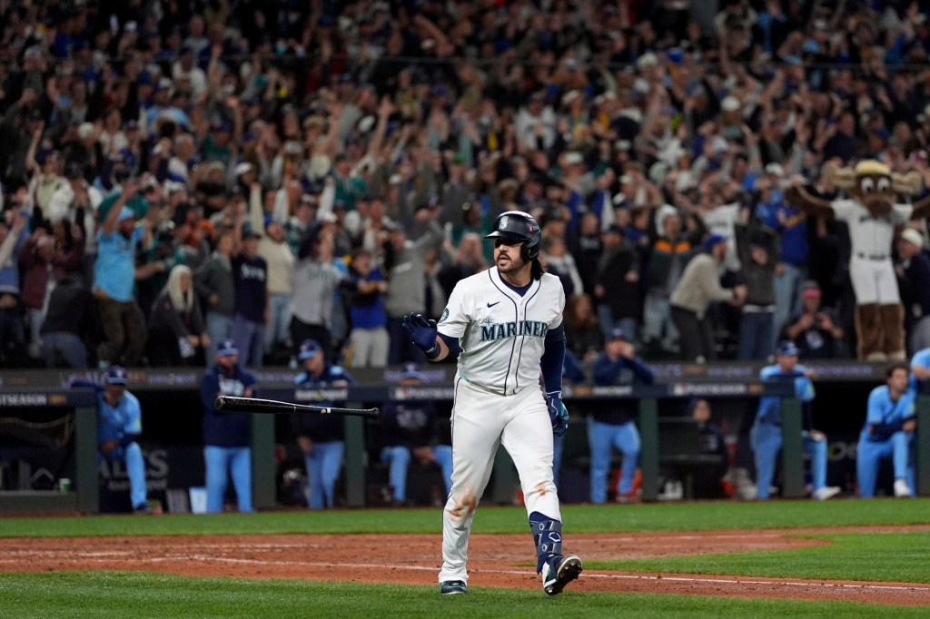 Eugenio Suárez’s 8th-inning grand slam gives Mariners a 3-2 series lead – San Bernardino Sun
