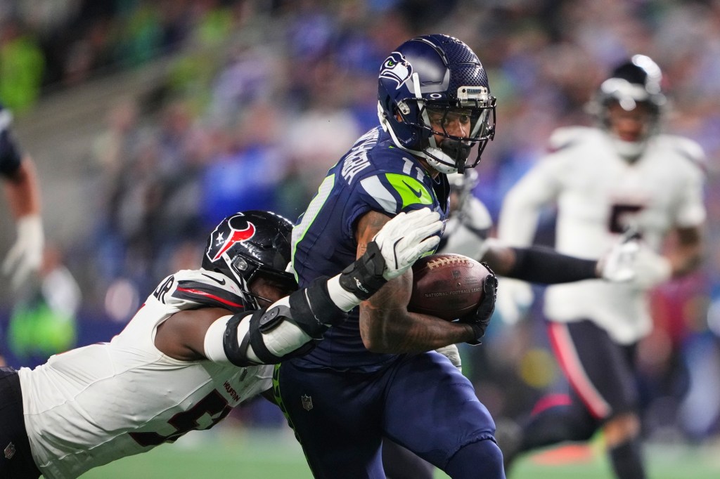 Seahawks turn back Texans for 3-way tie atop NFC West – San Bernardino Sun