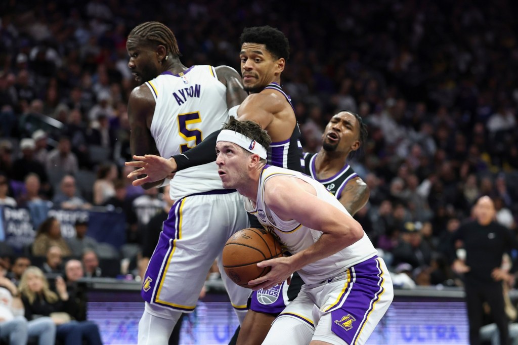 Lakers’ Austin Reaves, Deandre Ayton fast-tracking chemistry – San Bernardino Sun