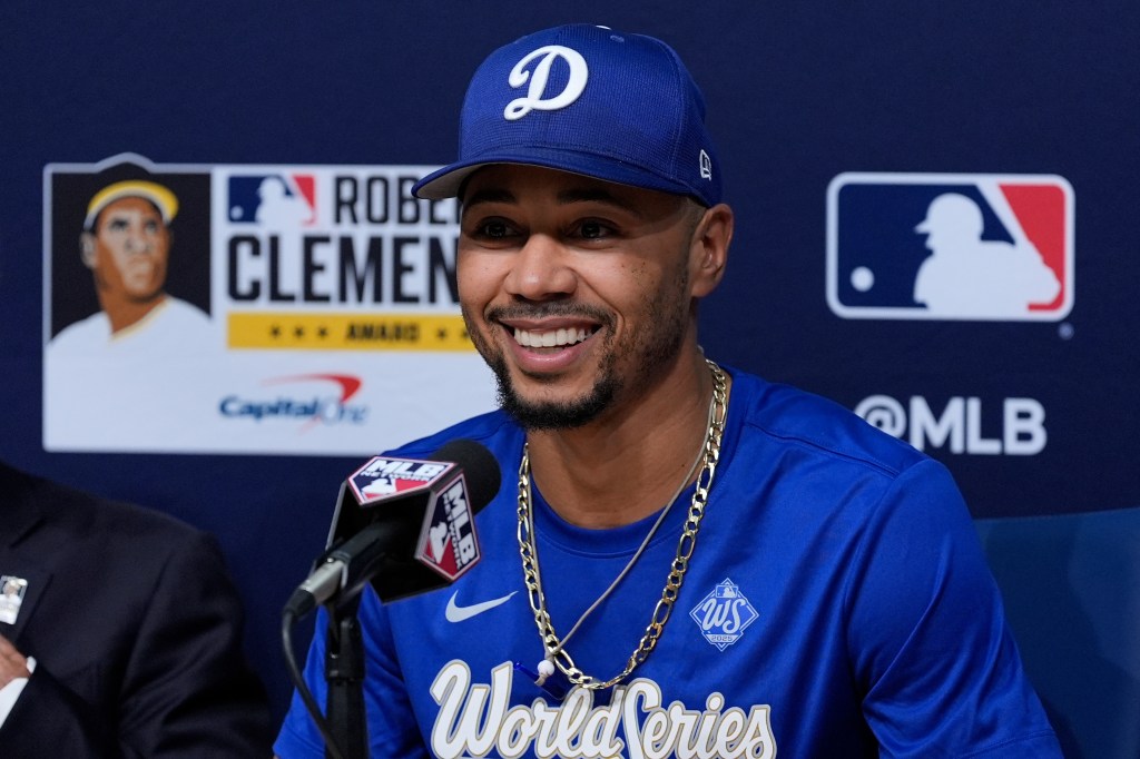 Dodgers’ Mookie Betts wins 2025 Roberto Clemente Award for his community work