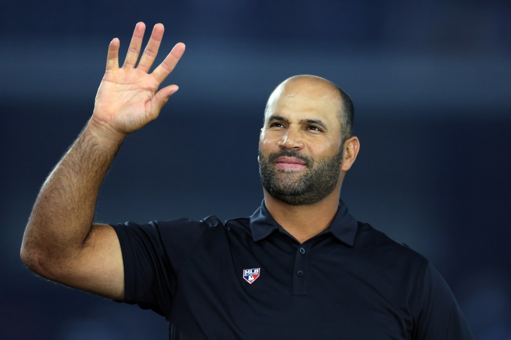 Albert Pujols out of consideration for Angels manager job – San Bernardino Sun