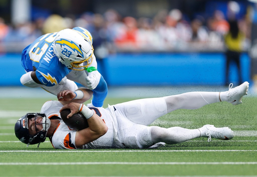 Chargers say safety rotation will continue after trading Alohi Gilman