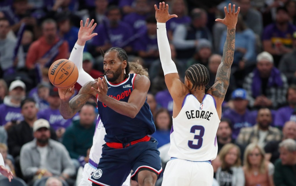 Clippers routed by Jazz in disappointing season opener – San Bernardino Sun