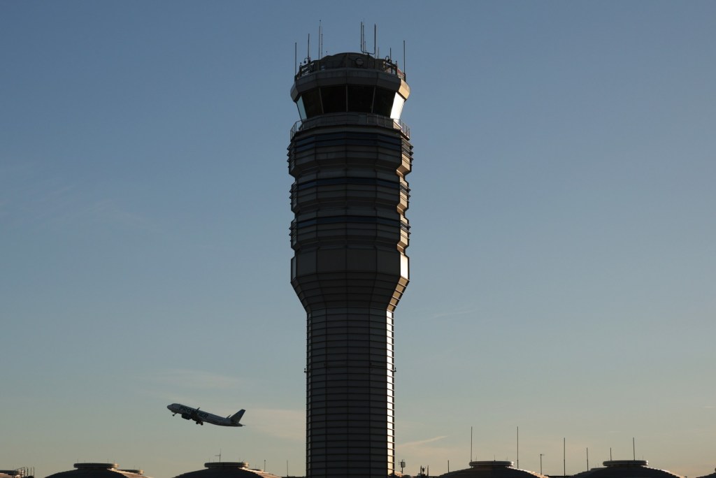 Are air traffic controllers the key to ending the shutdown? – San Bernardino Sun