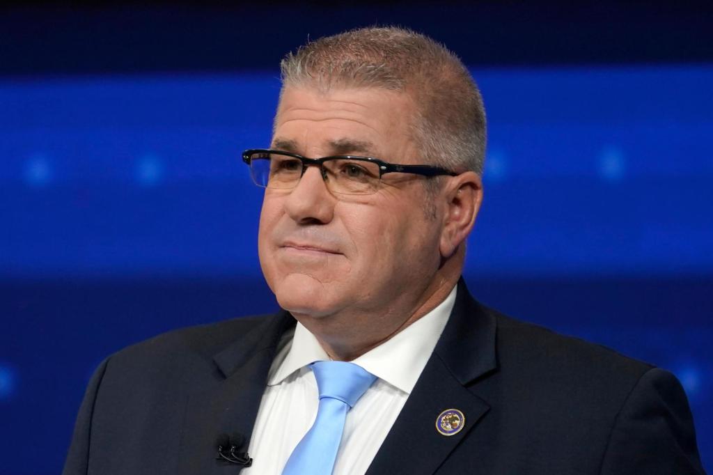 Family members of Illinois governor candidate killed in helicopter crash