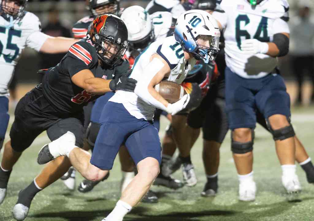 Chino Hills football team defeats Etiwanda to remain unbeaten in Baseline League – San Bernardino Sun