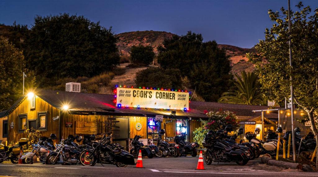 OC deputies justified in fatal shootout with gunman in Cook’s Corner rampage, DA says – San Bernardino Sun