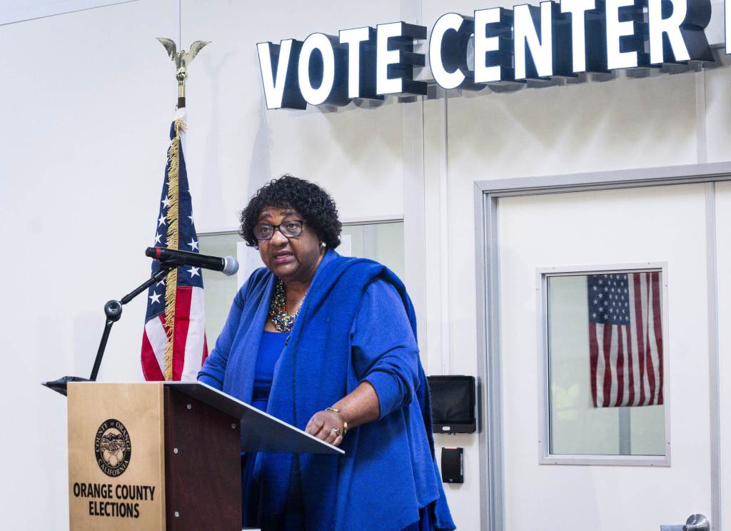 California elections chief warns of ‘inaccurate’ text message about ballot status – San Bernardino Sun