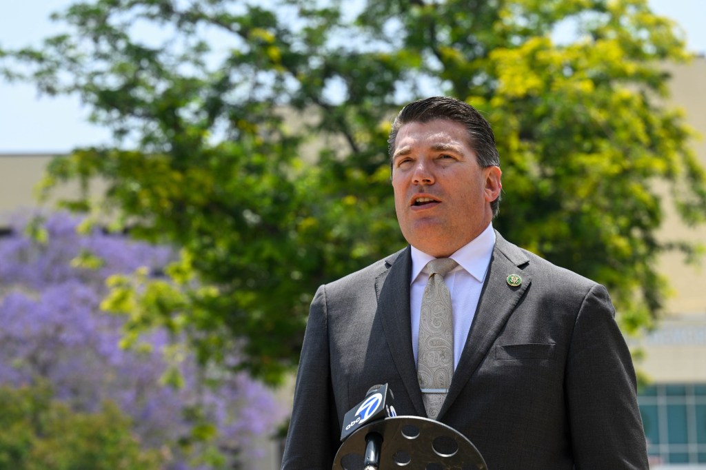 Rep. Obernolte voted to increase the national debt, now he’s complaining about it – San Bernardino Sun