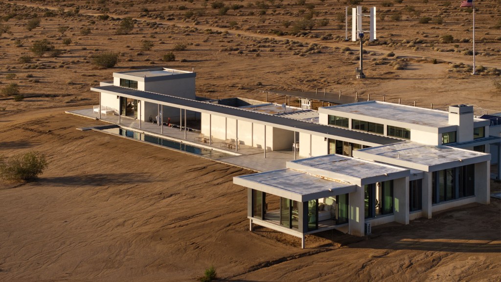 Saturn Haus, a Joshua Tree off-grid modern home on 160 acres, seeks $15M – San Bernardino Sun
