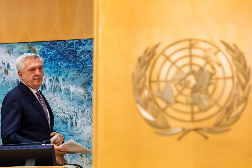 UN refugee agency chief suggests that US deportation practices violate the law