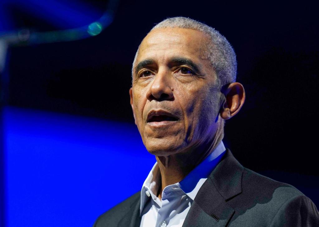 Obama makes endorsements in New Jersey and Virginia governor races