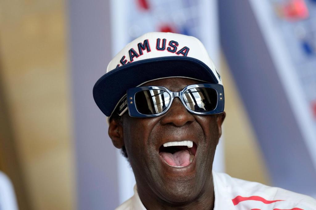 Flavor Flav gives bobsled and skeleton a try, joins team as hype man
