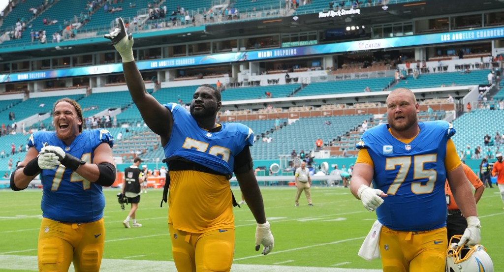 Chargers’ makeshift offensive line faces bigger challenge against Colts – San Bernardino Sun