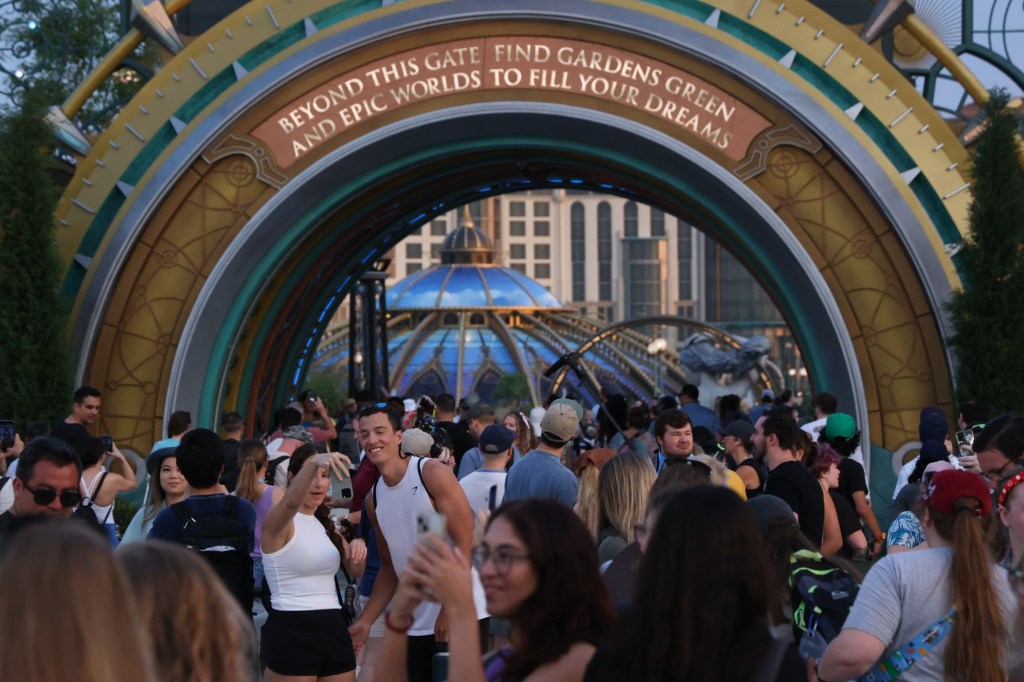 Epic Universe gives boost to quarterly revenue report – San Bernardino Sun