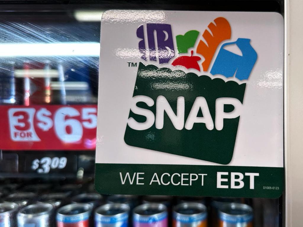 Trump administration demands states ‘undo’ full SNAP payouts as states warn of ‘catastrophic impact’ – San Bernardino Sun