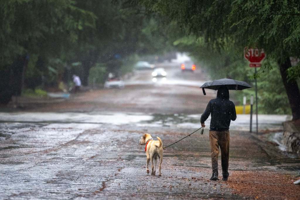 Heavy weekend storm brings risk of flooding, debris flows around Southern California – San Bernardino Sun