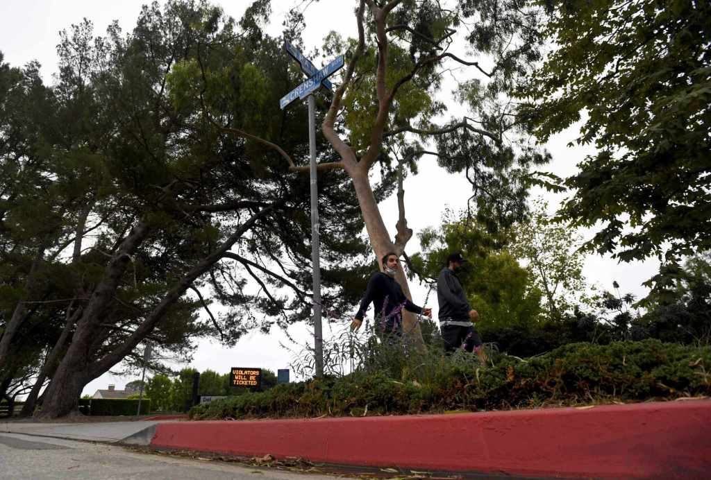 Under the new law, how close can you park to a street corner? – San Bernardino Sun