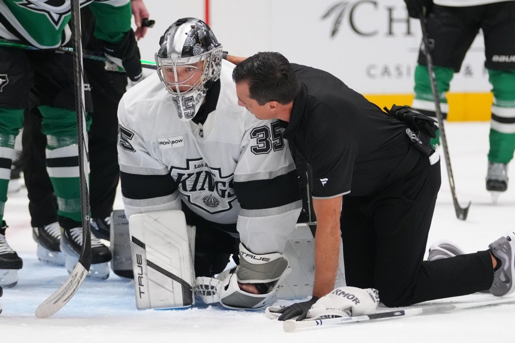 Kings lose Darcy Kuemper and scoring slump continues against Stars – San Bernardino Sun