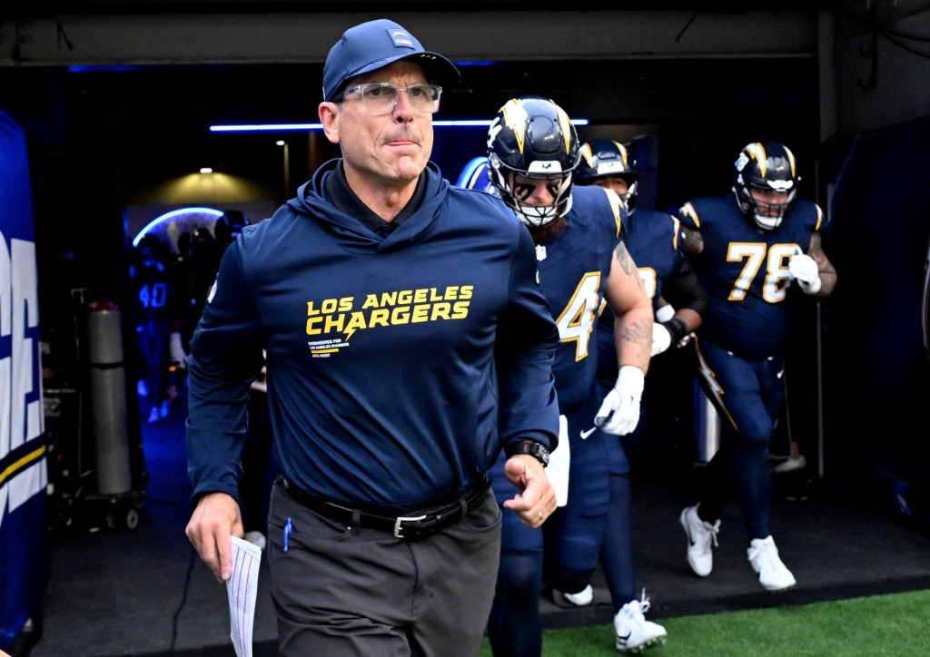 Jim Harbaugh’s Chargers flex their physicality – San Bernardino Sun