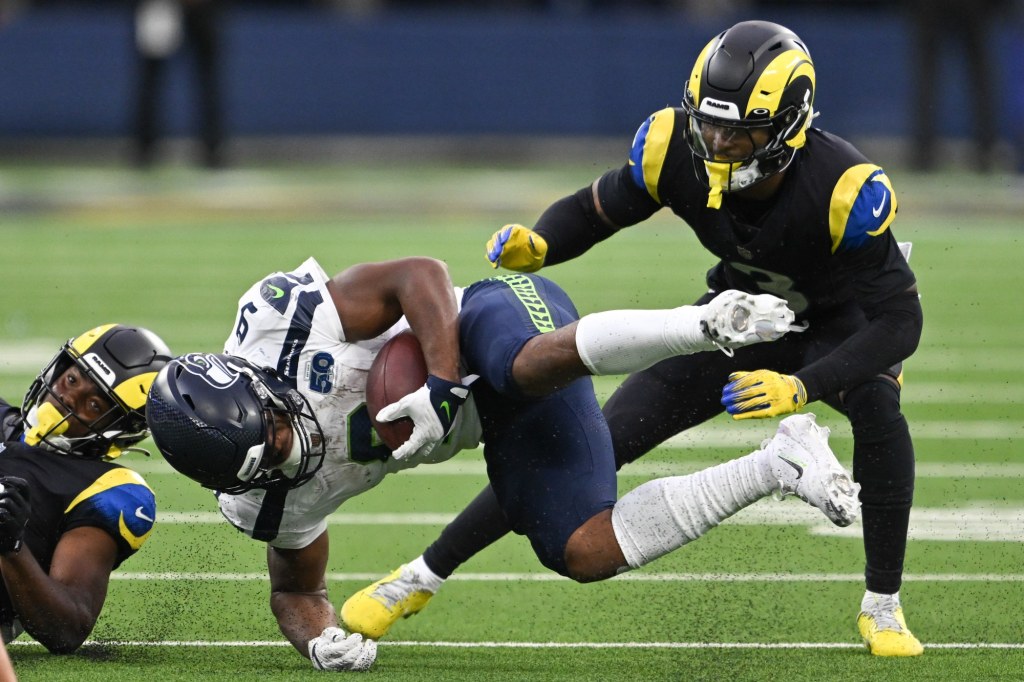 Rams at Seattle Seahawks: Who has the edge?