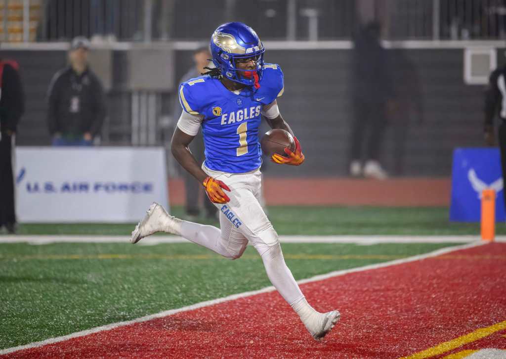 Santa Margarita football rolls De La Salle to win state Open Division title – San Bernardino Sun
