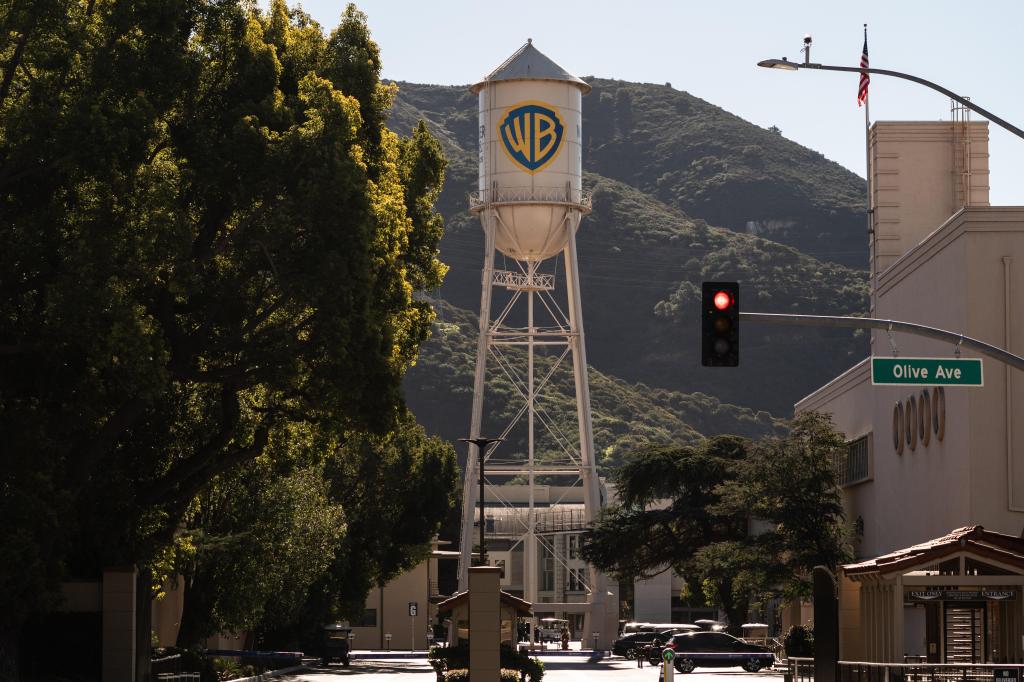 Warner Bros asks investors to reject takeover bid by Paramount Skydance